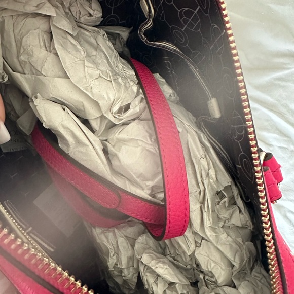 Henri Bendel NEW pink Leather Shoulder Stunning bag with zip & button closure - Picture 6 of 10